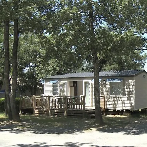 Camping Domaine De Chaussy Lagorce  3*, Lagorce (Ardeche) Frankrijk