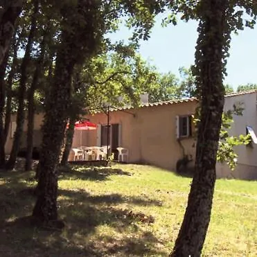 Camping Domaine De Chaussy Lagorce